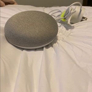 Google Home Mini